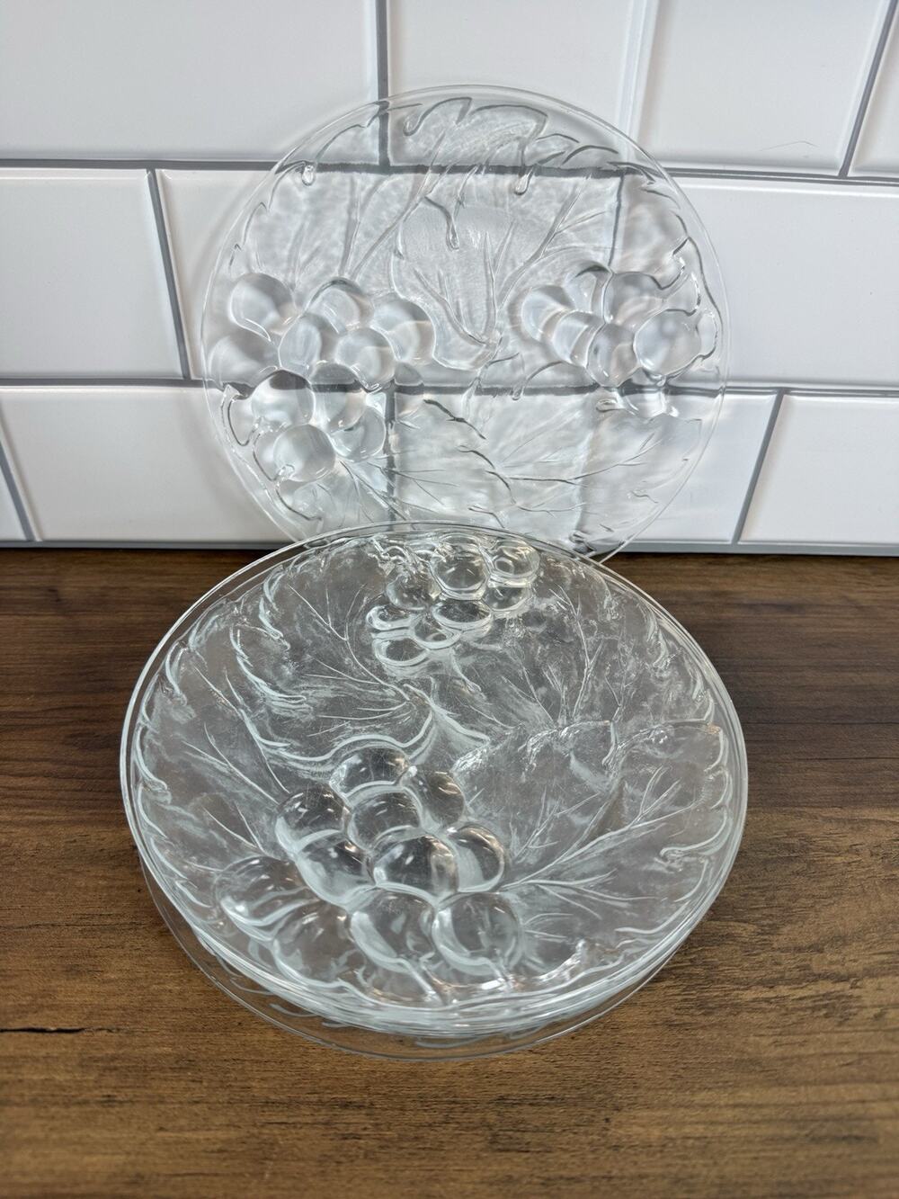 6 Vintage Clear Glass Embossed Luncheon Plates Grapes KIG Indonesia 7.25" Diaz